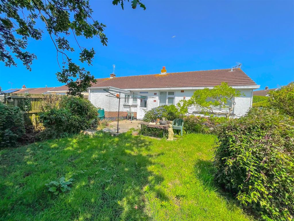 3 bed semi-detached bungalow for sale in Bryn Glas, Aberporth, Cardigan SA43, £199,950
