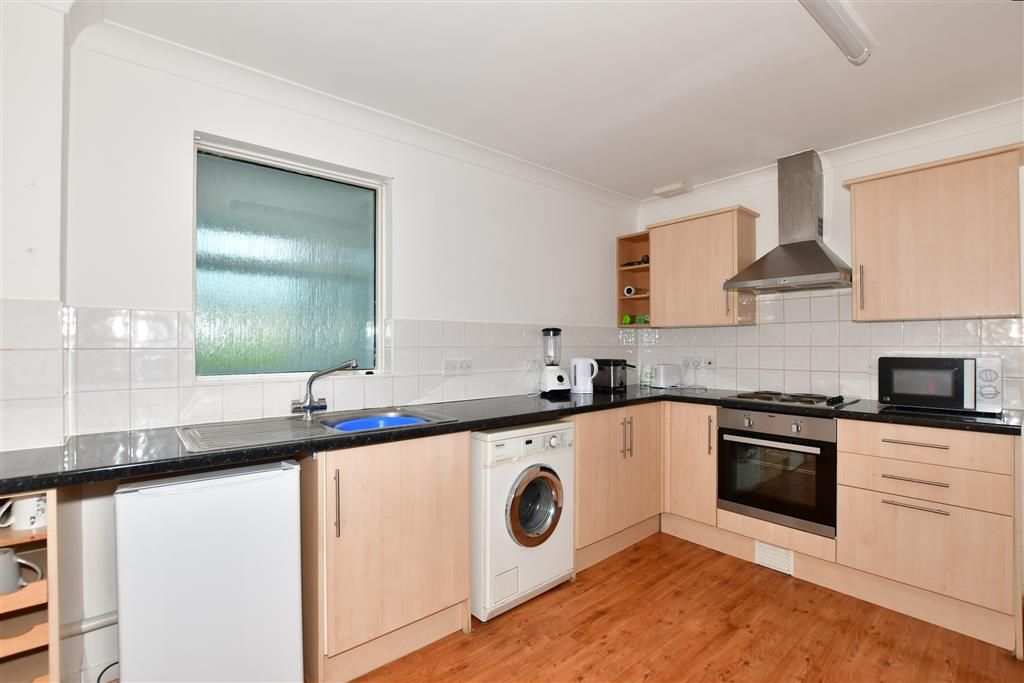 3 bed flat for sale in Station Road, Folkestone, Kent CT19, £160,000