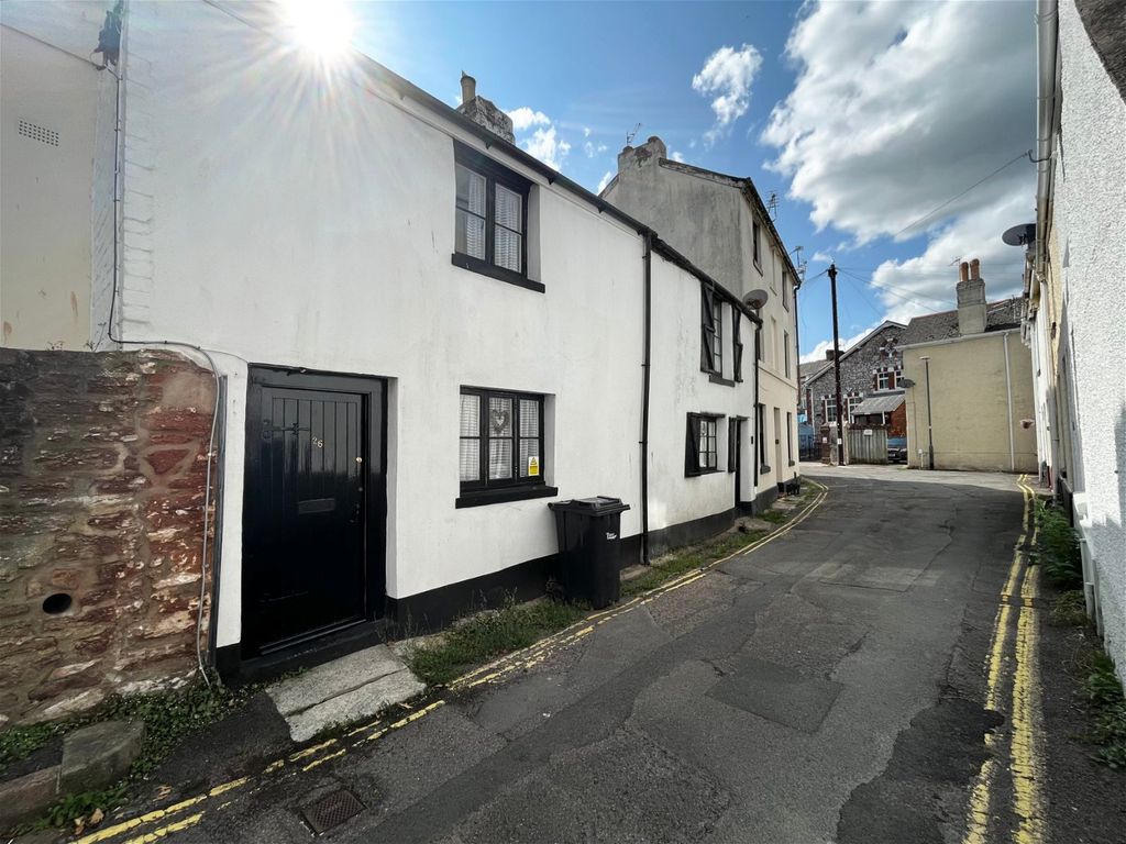 2 bed cottage for sale in Princes Street, Paignton TQ3, £160,000