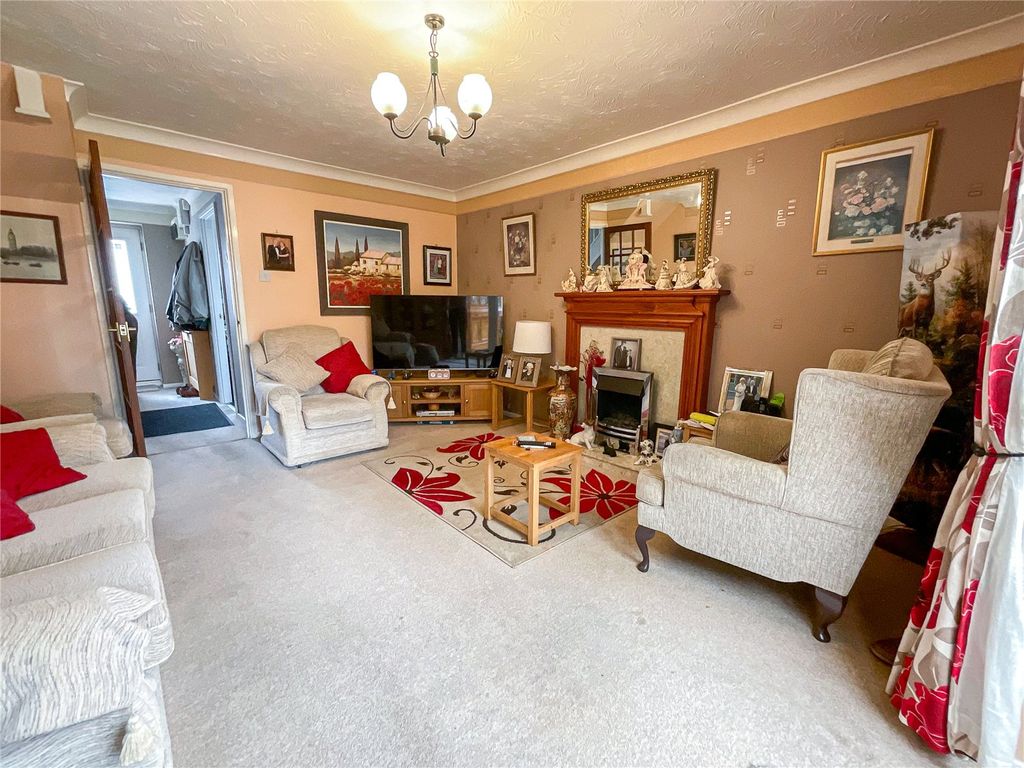2 bed terraced house for sale in Austrey Road, Warton, Tamworth, Warwickshire B79, £185,000