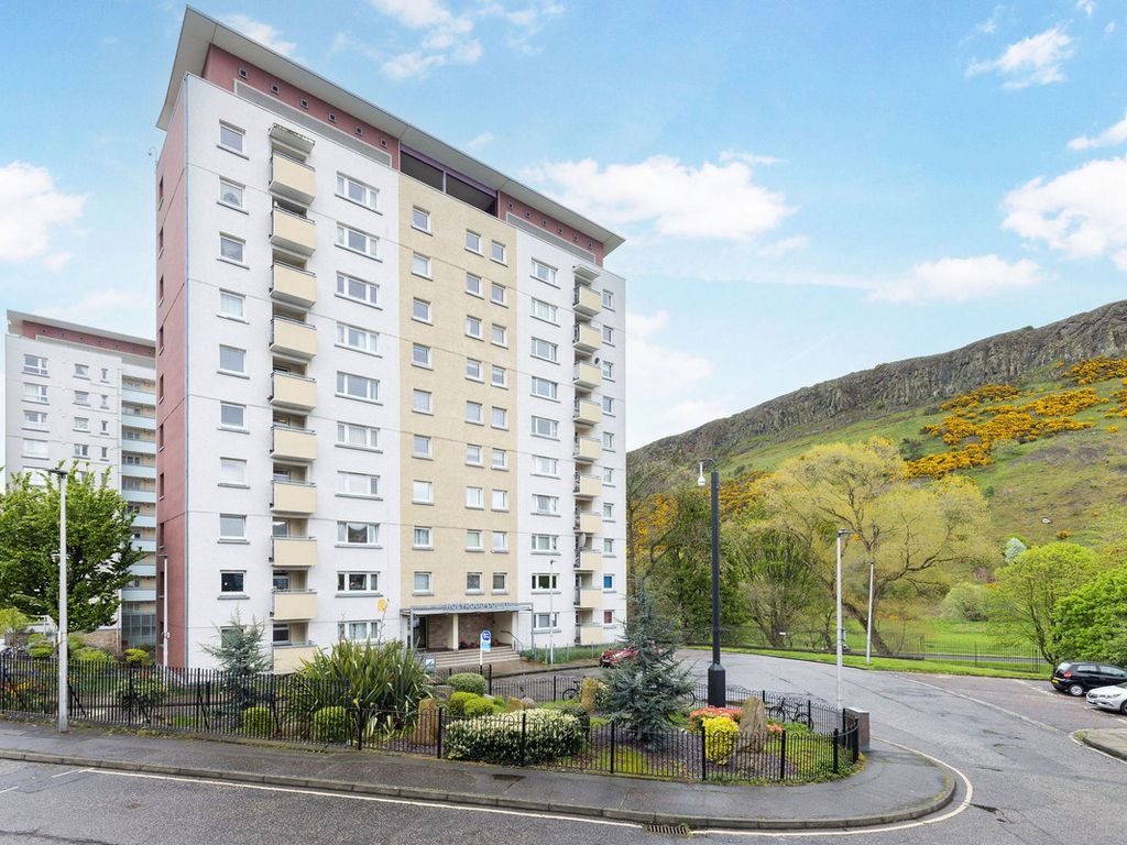 2 bed flat for sale in 5 1 Holyrood Court, Edinburgh EH8, £190,000