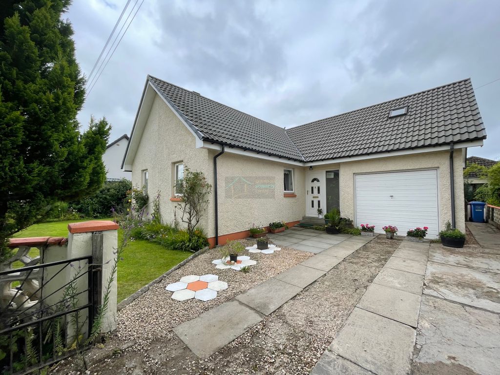 4 bed detached house for sale in Broom Of Moy, Forres IV36, £300,000