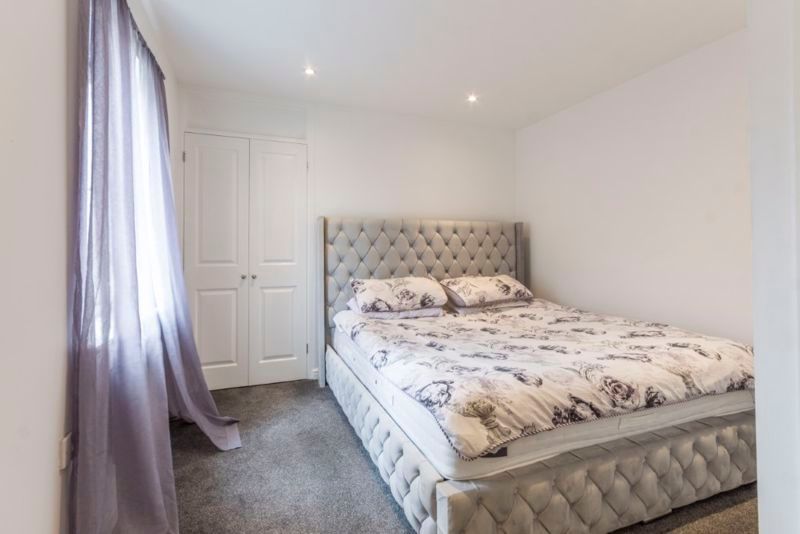 2 bed flat for sale in Jamaica Grove, Duffryn, Newport NP10, £140,000