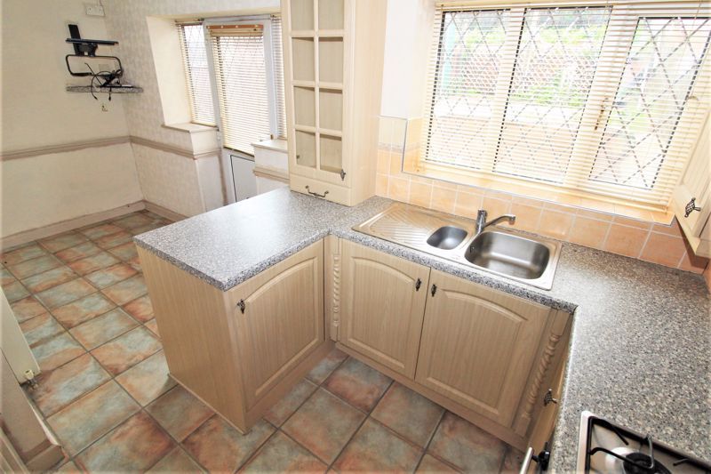 3 bed terraced house for sale in Abberley Road, Lower Gornal, Dudley DY3, £179,950