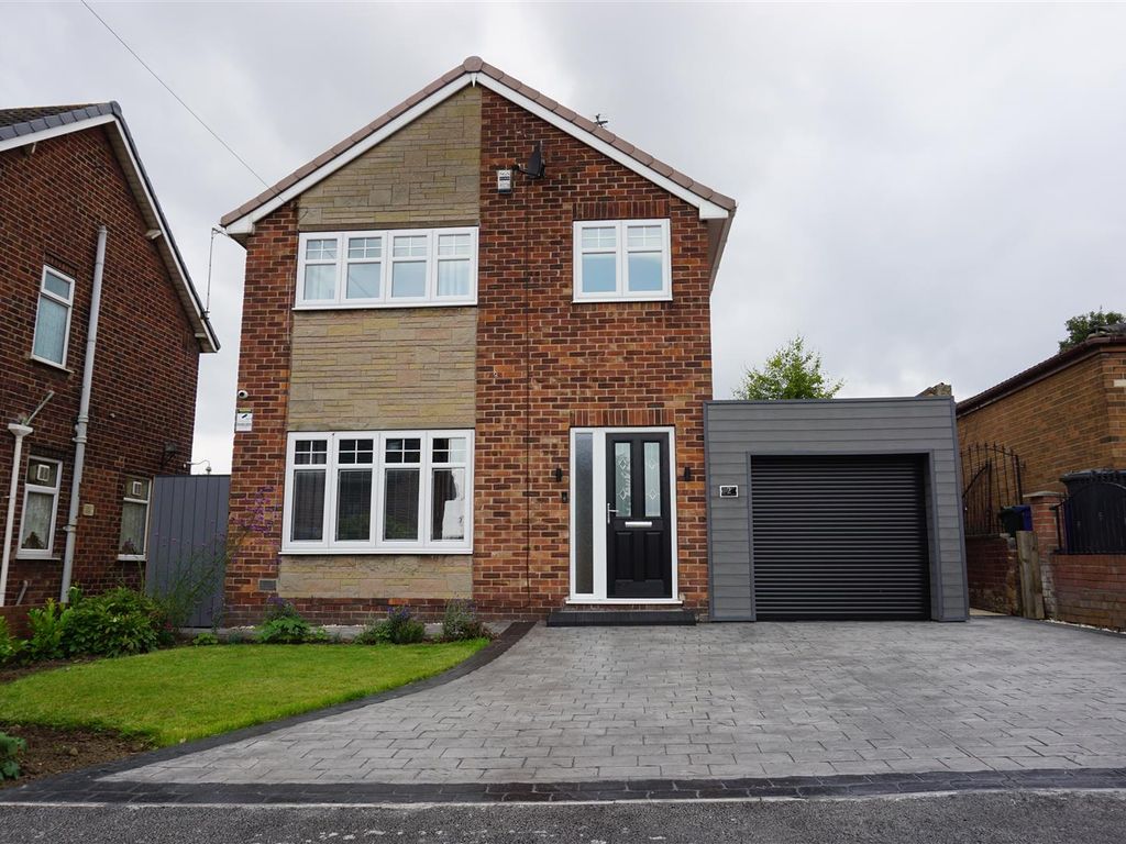 3 bed detached house for sale in Howden Avenue, Skellow, Doncaster DN6, £239,950