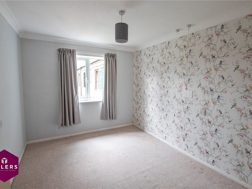 1 bed flat for sale in Arbury Road, Cambridge CB4, £105,000