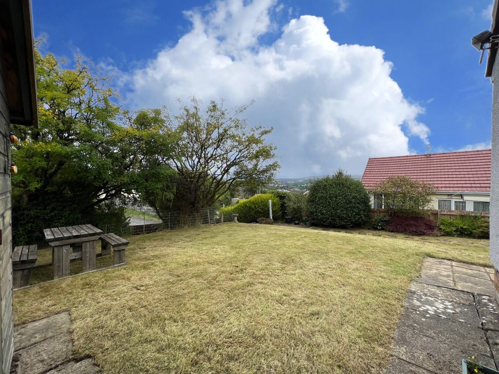 3 bed detached bungalow for sale in Fairview Estate, Merthyr Tydfil CF48, £220,000