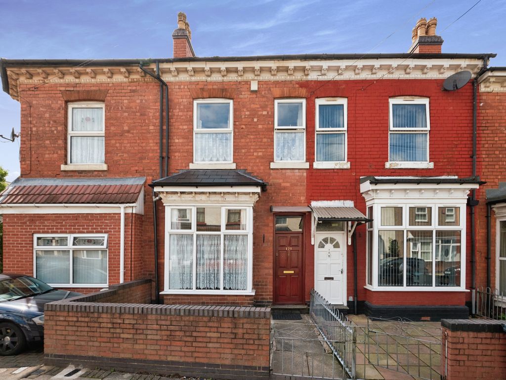 3 bed terraced house for sale in Fentham Road, Birmingham B6, £180,000