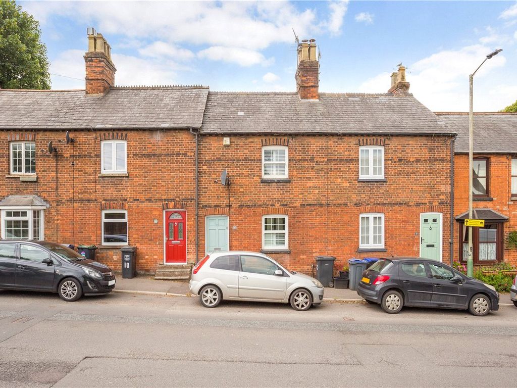 3 bed terraced house for sale in Salisbury Road, Marlborough, Wiltshire SN8, £300,000