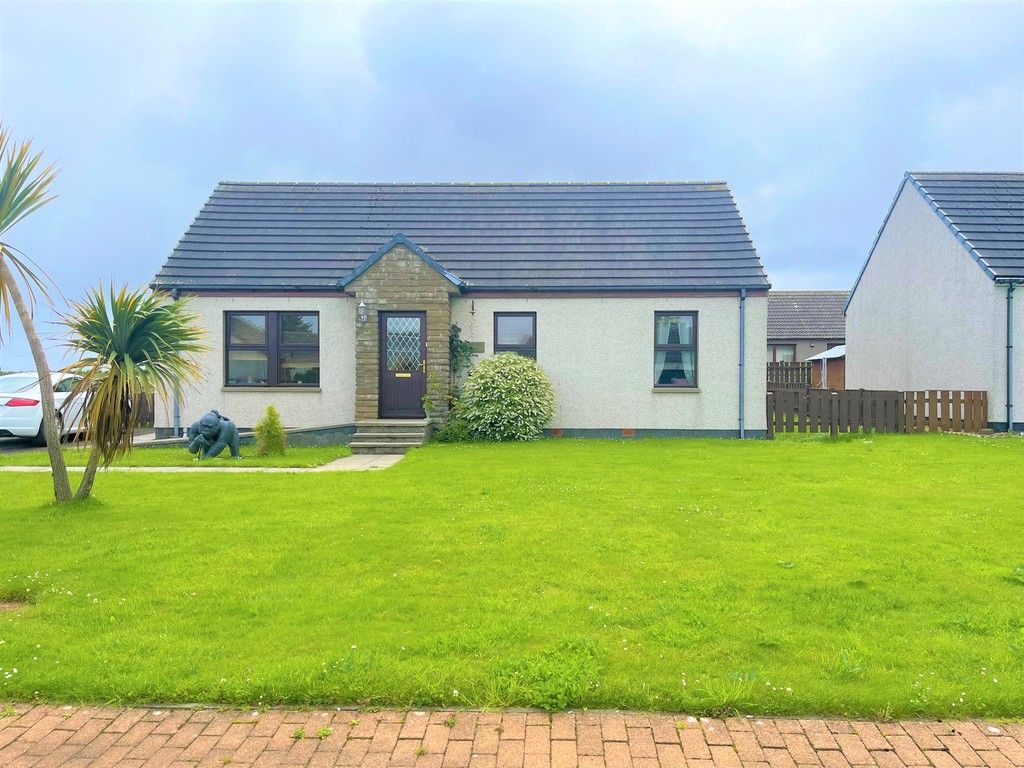 3 bed detached bungalow for sale in Baikie Place, Thrumster, Wick KW1, £150,000