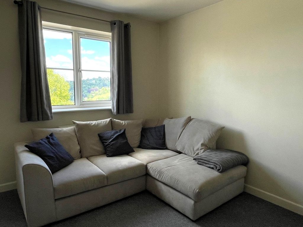 1 bed flat for sale in Hazel Court, Nailsworth GL6, £159,950