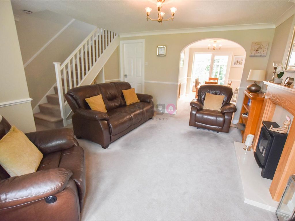 3 bed semi-detached house for sale in Ralston Grove, Halfway, Sheffield S20, £225,000