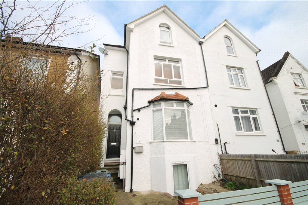 1 bed flat for sale in Waddon Road, Croydon CR0, £150,000