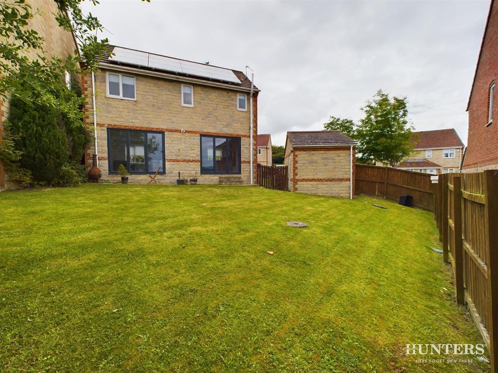 3 bed detached house for sale in Stuart Court, Consett DH8, £209,950