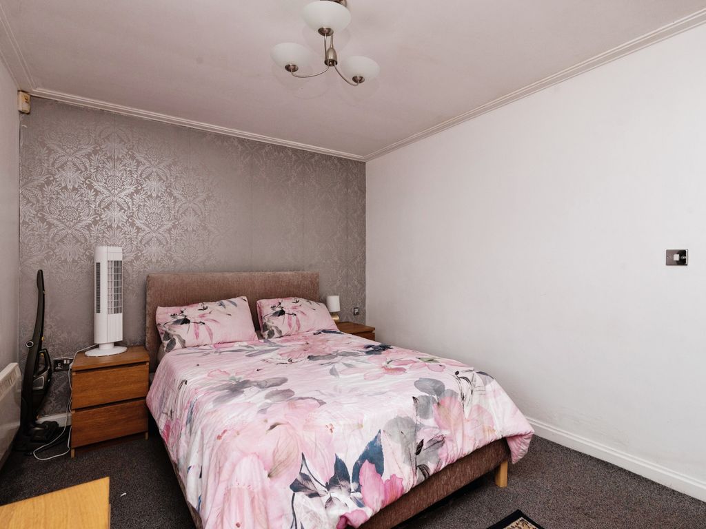 3 bed flat for sale in Judkin Court, Heol Tredwen, Cardiff CF10, £260,000