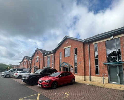 Office for sale in Pendeford Business Park, Wolverhampton WV9, £195,000