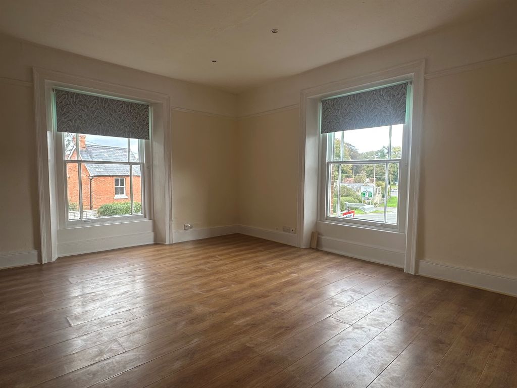 1 bed flat for sale in Butts Knapp, Shaftesbury SP7, £110,000
