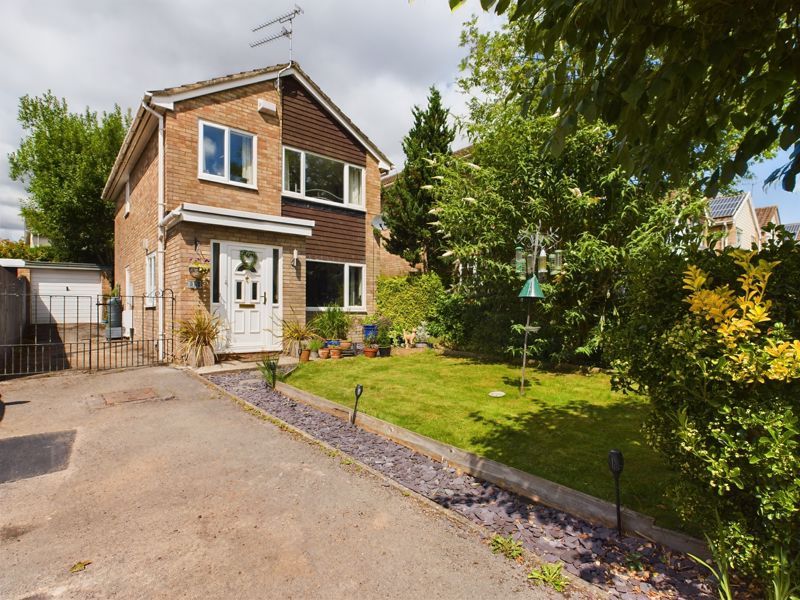 3 bed detached house for sale in Meadowlands Close, Parc Seymour, Caldicot NP26, £330,000