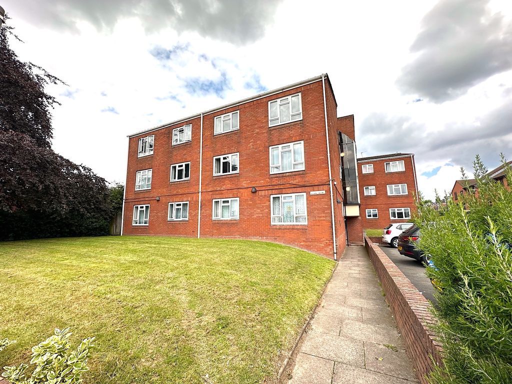 1 bed flat for sale in Weaving Gardens, Cannock Town Centre, Cannock WS11, £79,950