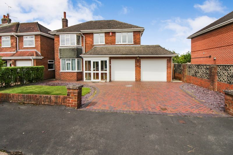5 bed detached house for sale in Heath Avenue, Werrington, Stoke-On-Trent ST9, £338,000
