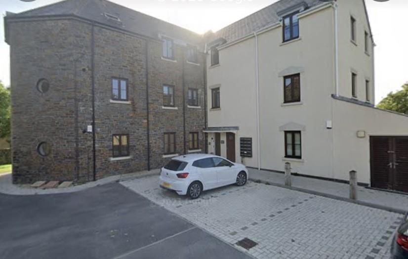 2 bed flat for sale in Chandlers Yard, Burry Port, Carmarthenshire SA16, £210,000