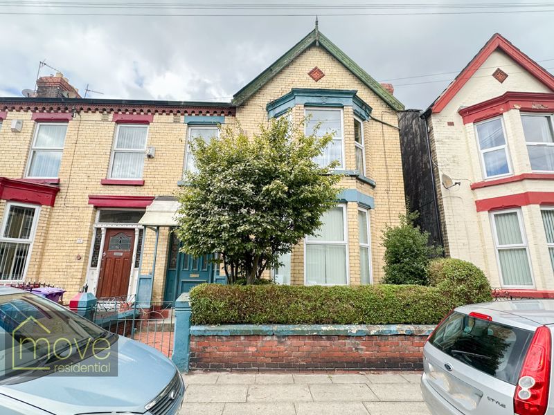 4 bed property for sale in Gresford Avenue, Sefton Park, Liverpool L17, £280,000