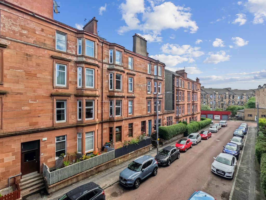 1 bed flat for sale in Florida Street, Mount Florida, Glasgow G42, £149,000