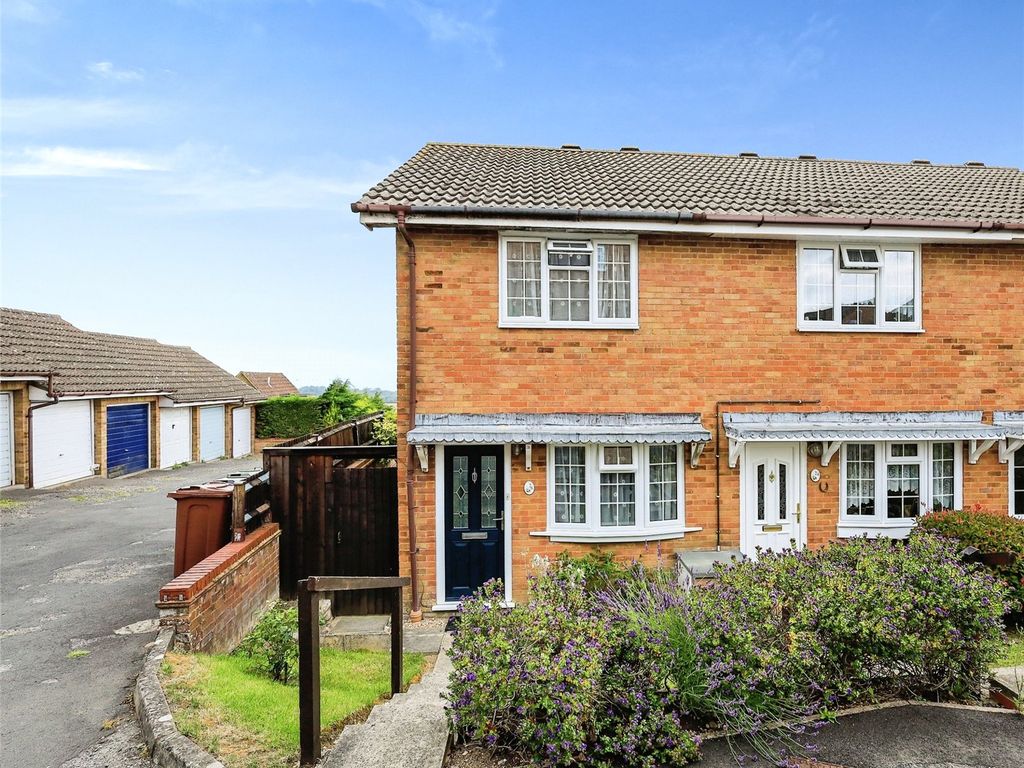 2 bed end terrace house for sale in Gorse Hill, Broad Oak, Heathfield, East Sussex TN21, £290,000