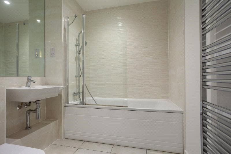1 bed flat for sale in Leopold House, Percy Terrace, Bath BA2, £260,000
