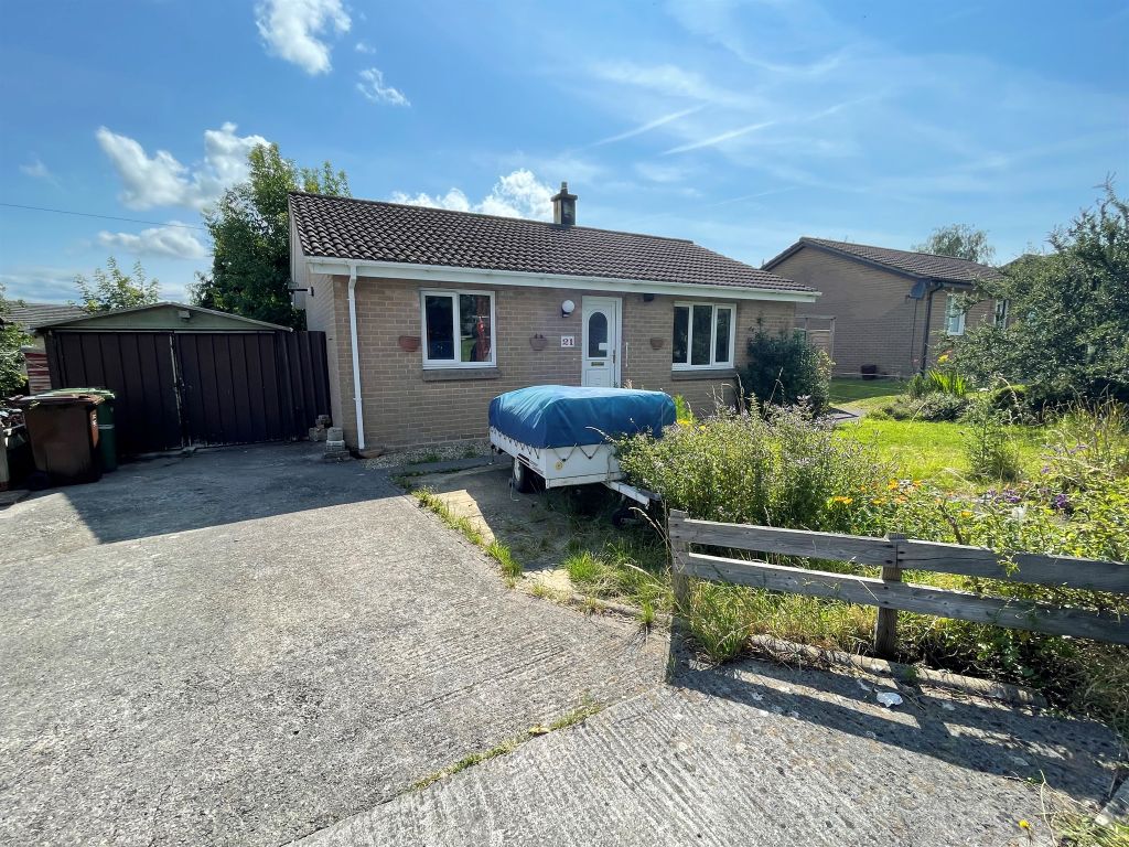 2 bed detached bungalow for sale in Careys Mead, Coleford, Radstock BA3, £250,000