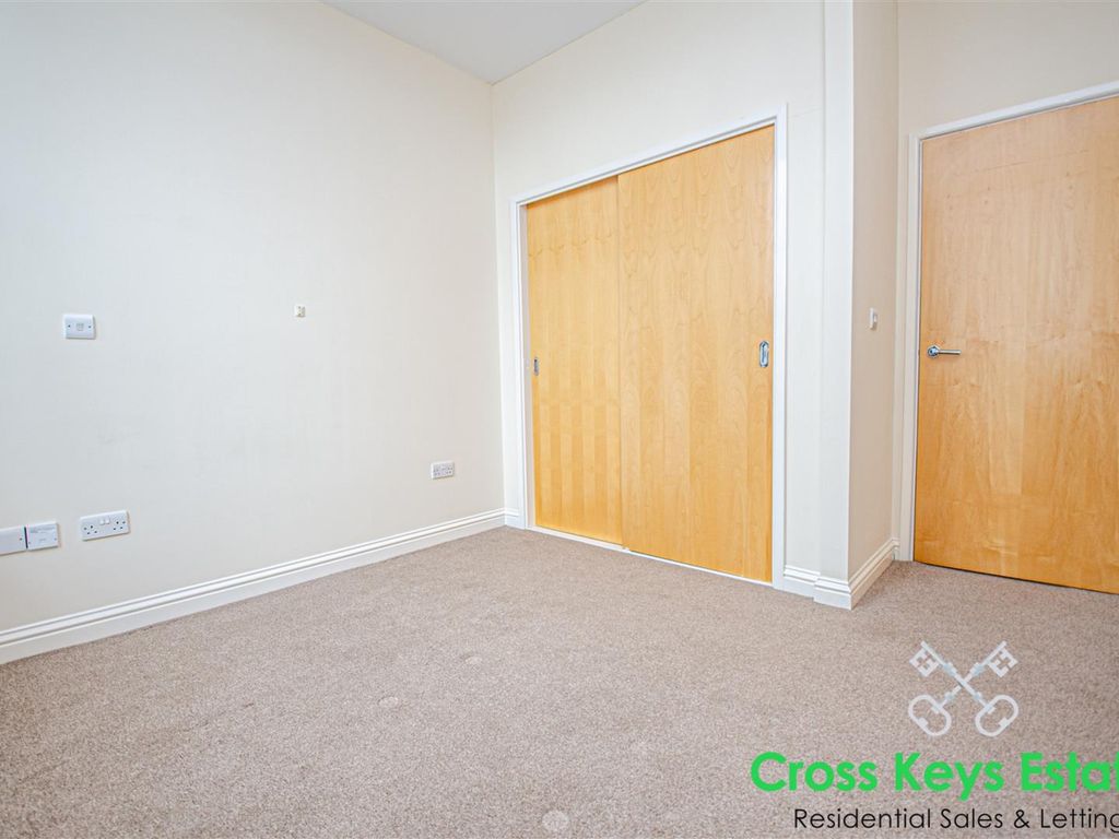 2 bed flat for sale in Notte Street, Plymouth PL1, £130,000