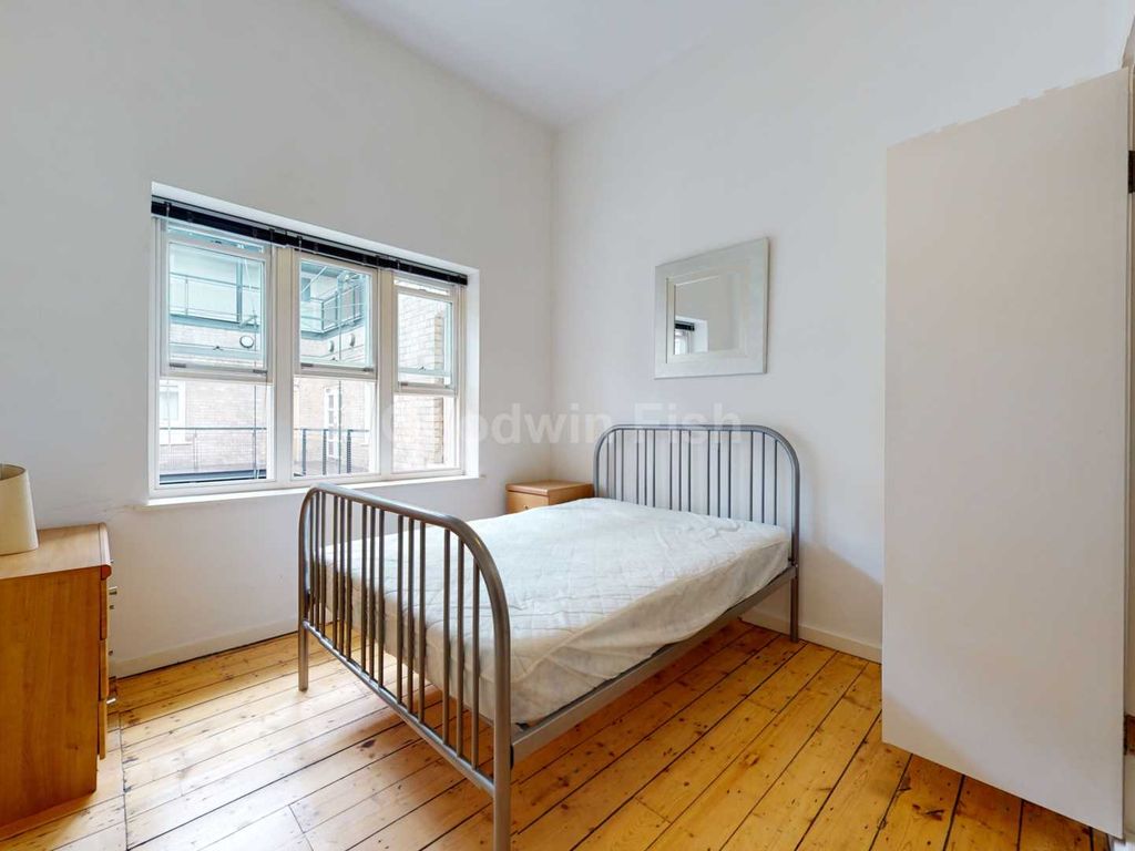 1 bed flat for sale in The Grand, 1 Aytoun Street, City Centre M1, £160,000