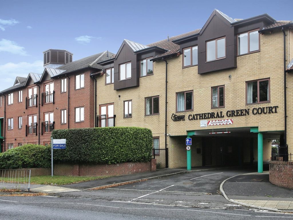 1 bed flat for sale in Cathedral Green, Crawthorne Road, Peterborough PE1, £120,000