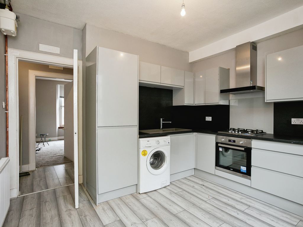 1 bed flat for sale in Summerfield Terrace, Aberdeen AB24, £65,000
