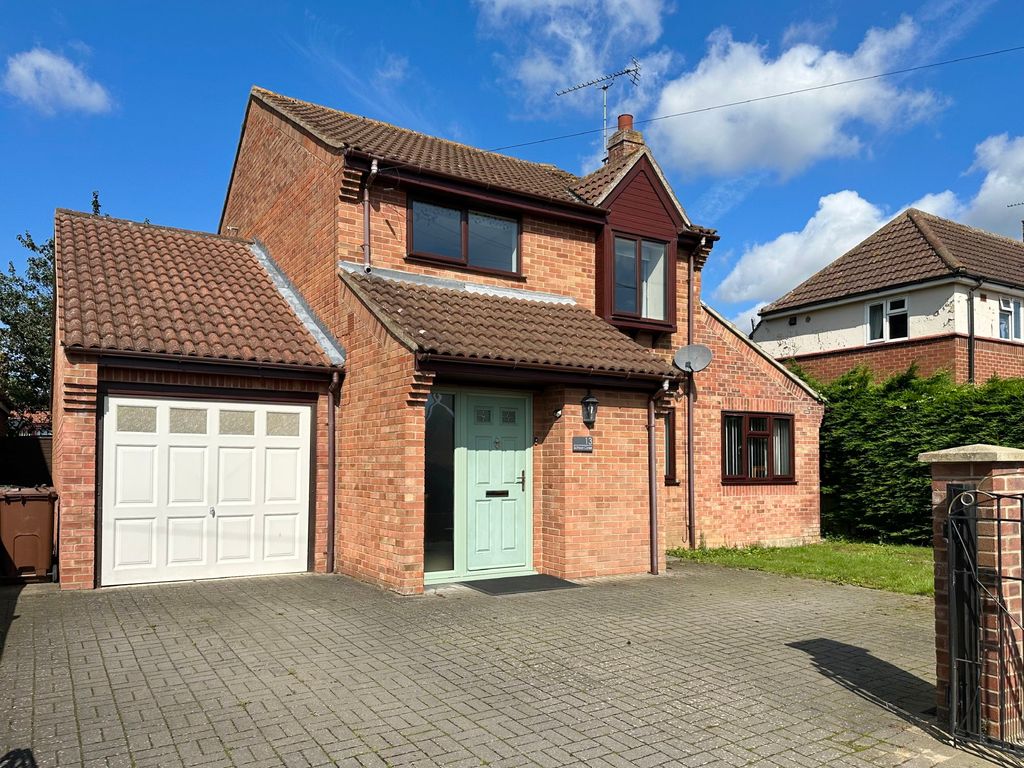 4 bed detached house for sale in School Close, Rollesby, Great Yarmouth NR29, £325,000