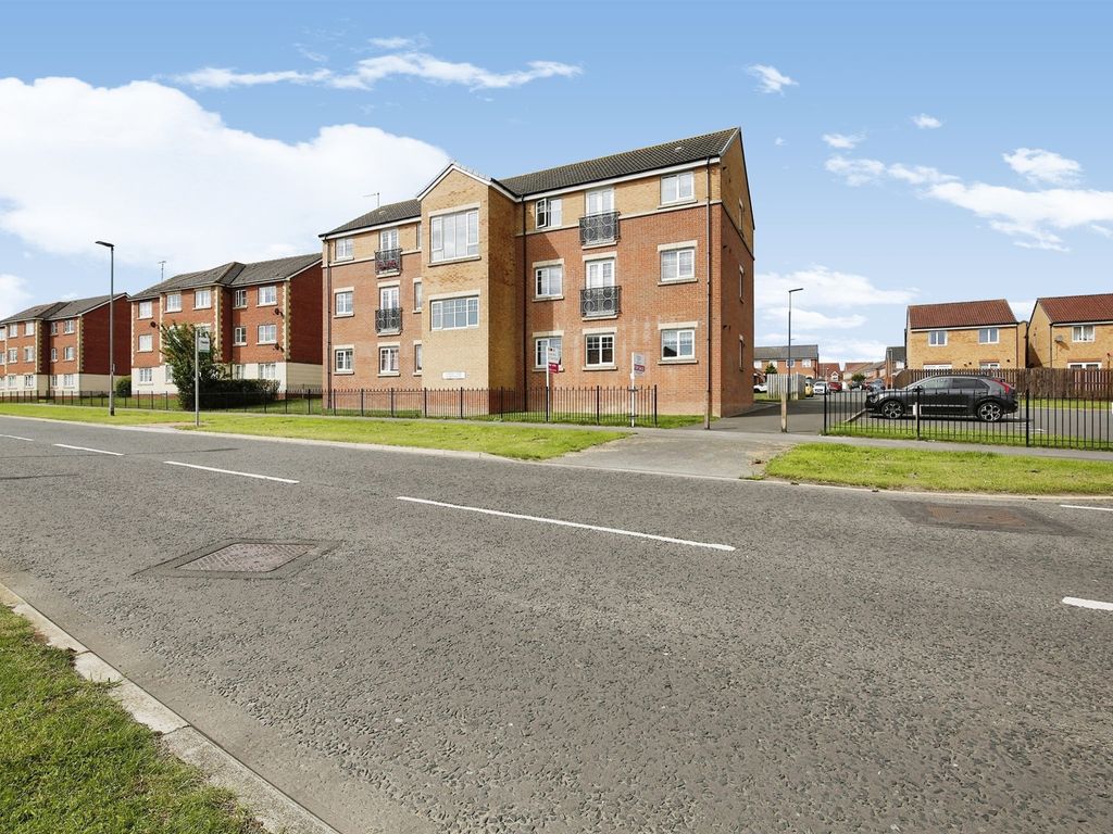 2 bed flat for sale in Evergreen Close, Hartlepool TS26, £85,000