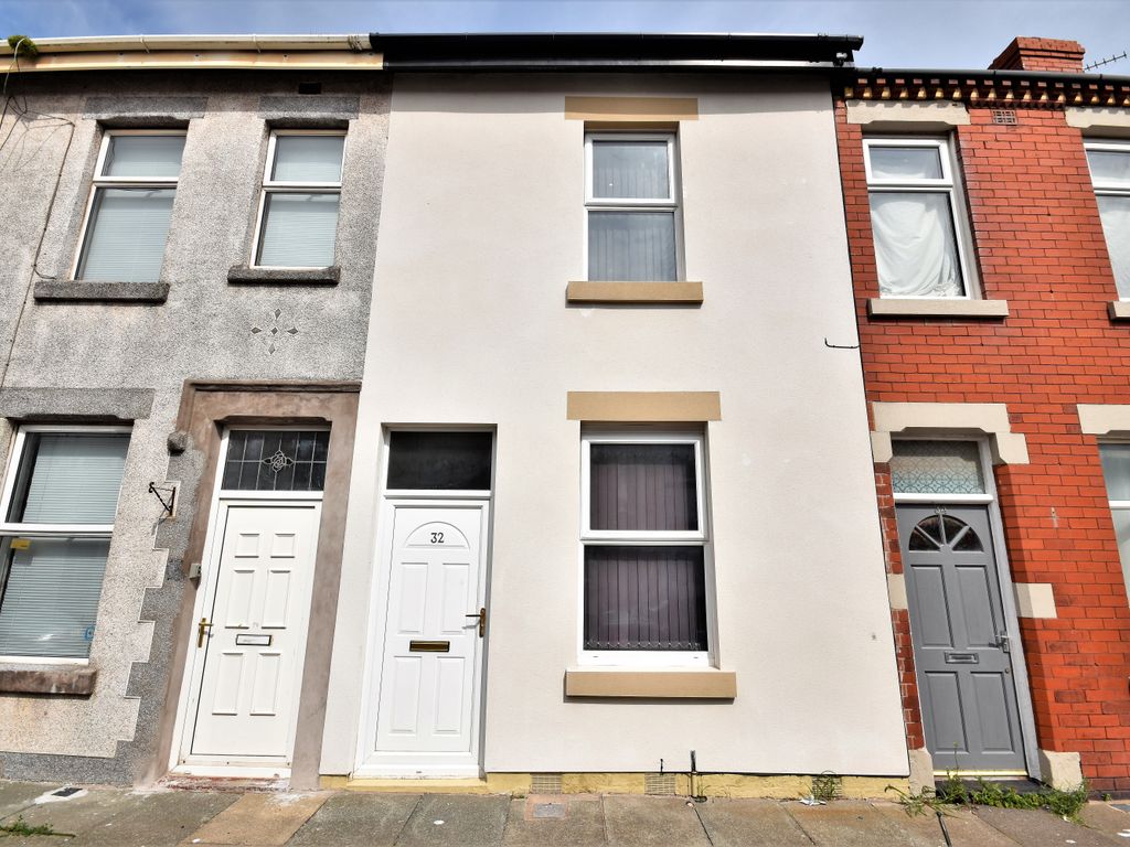 2 bed terraced house for sale in Cross Street, Blackpool FY1, £64,500