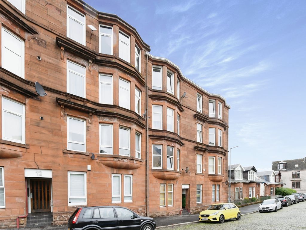 1 bed flat for sale in Armadale Place, Greenock PA15, £59,999