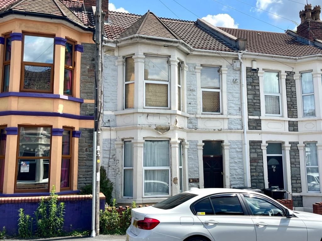 1 bed flat for sale in Gilbert Road, Redfield, Bristol BS5, £195,000
