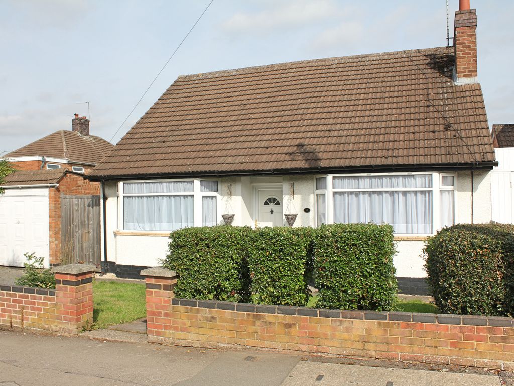 2 bed detached bungalow for sale in Hayes Road, Wigston LE18, £210,000