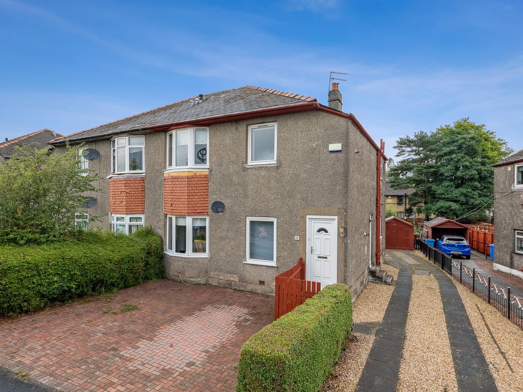 3 bed flat for sale in Kinnell Avenue, Cardonald, Glasgow G52, £89,000
