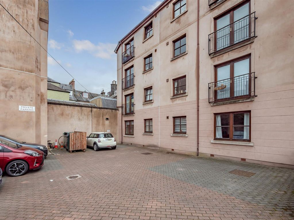 1 bed flat for sale in Kinnoull Street, Perth PH1, £74,995