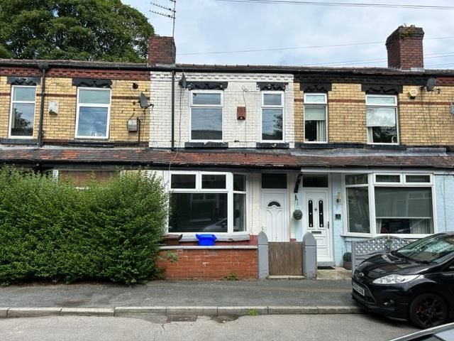 2 bed property for sale in Eastwood Avenue, Manchester M40, £130,000