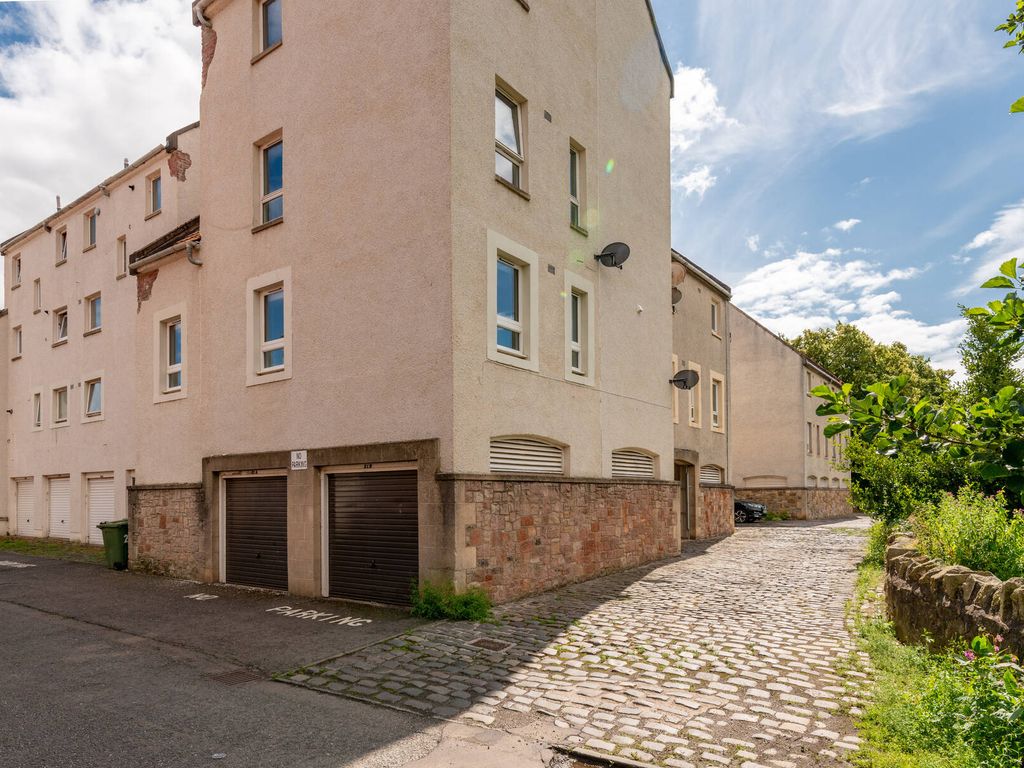 1 bed flat for sale in 21 Tyne Court, Haddington EH41, £112,500