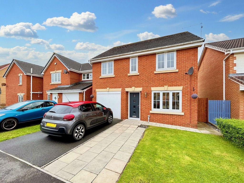 4 bed detached house for sale in Chillerton Way, Wingate TS28, £184,950
