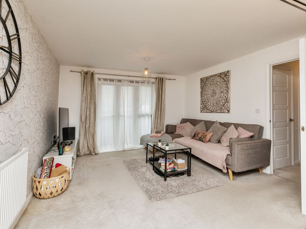 1 bed flat for sale in Mansell Road, Bristol BS34, £205,000