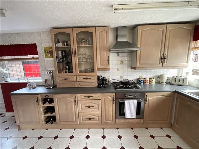 3 bed semi-detached house for sale in Hail Mary Drive, Sheffield S13, £230,000