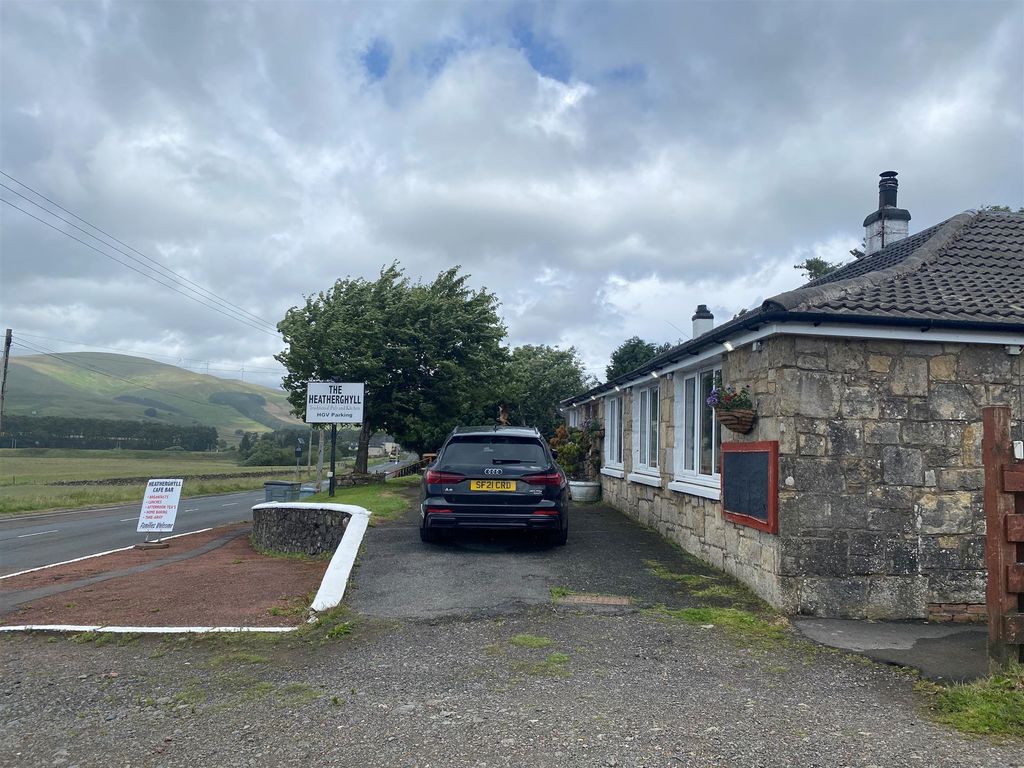 Hotel/guest house for sale in ML12, Crawford, Lanarkshire, £680,000