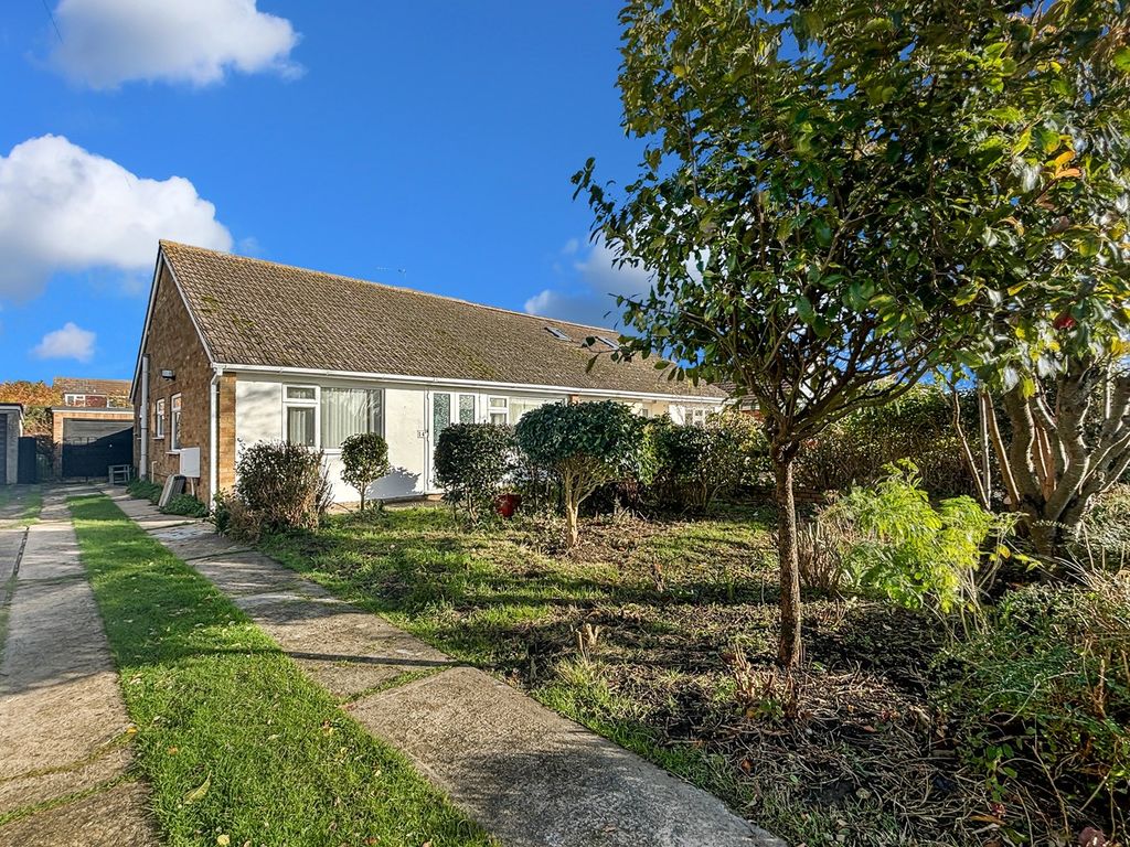 3 bed semi-detached bungalow for sale in Coppice Road, Alresford, Colchester CO7, £290,000