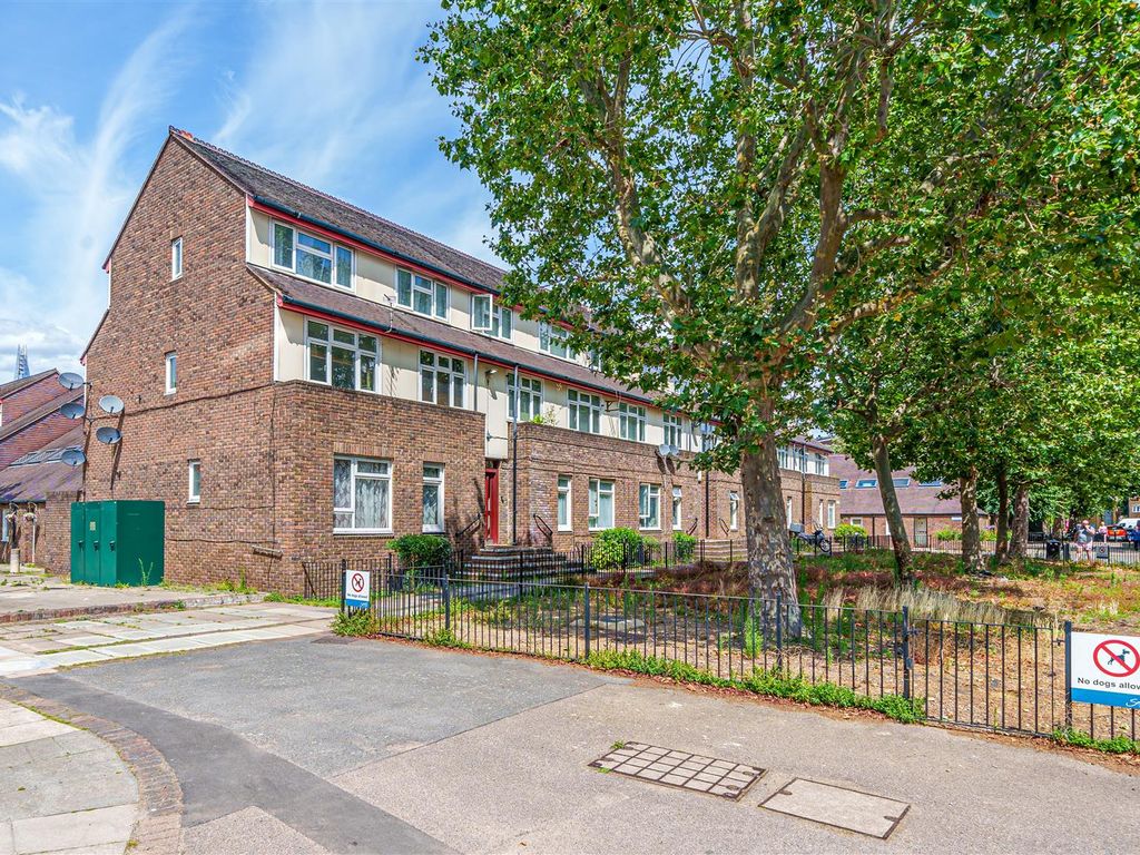 1 bed flat for sale in Alscot Way, London SE1, £300,000